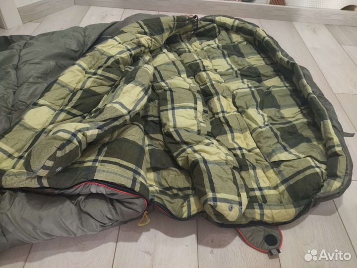 Спальный мешок Alexika Tundra Plus XL