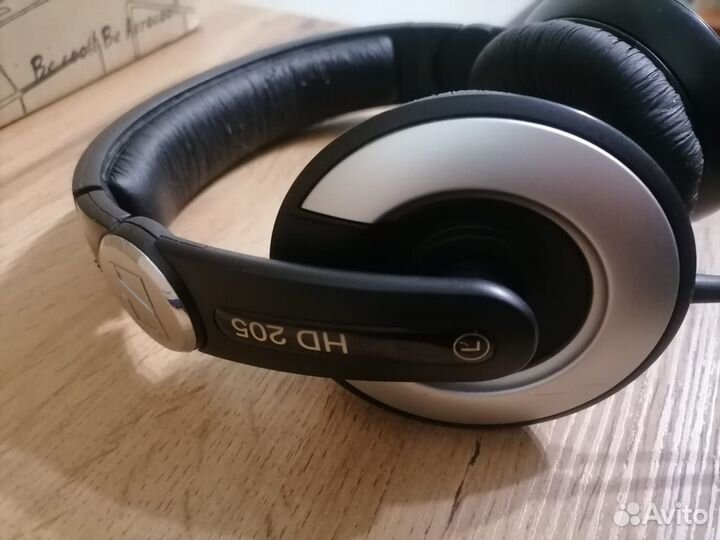 Наушники Sennheiser HD205
