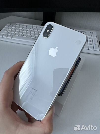 iPhone X, 256 ГБ