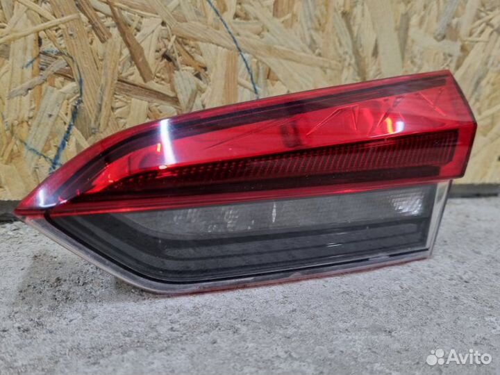 Фонарь внутренний задний правый Skoda Rapid 2 С