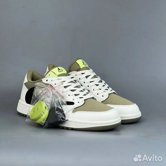 Travis Scott x Air Jordan 1 Low Golf Neutral Olive