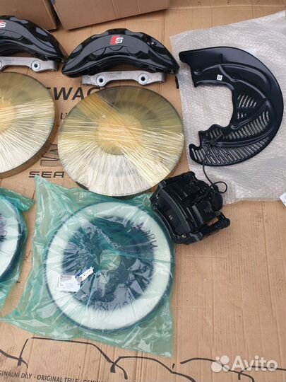 Тормозная система Audi SQ7 цвет черный