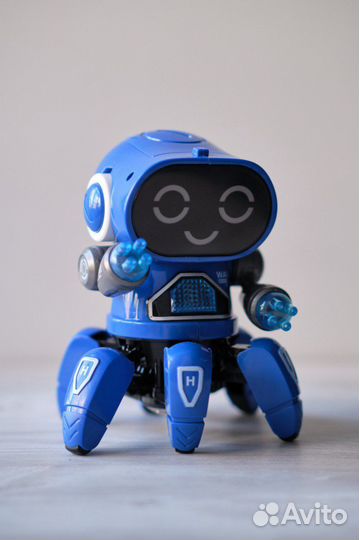 Танцующий робот