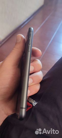 Мобильные телефоны бу iPhone 11