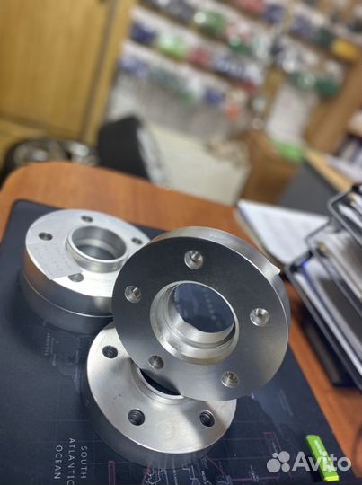 Проставки,шайбы для колес 5х120 74.1-72.6 30мм М14