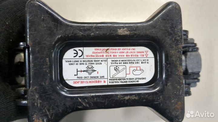 Домкрат Chevrolet Aveo (T250 / 255), 2009