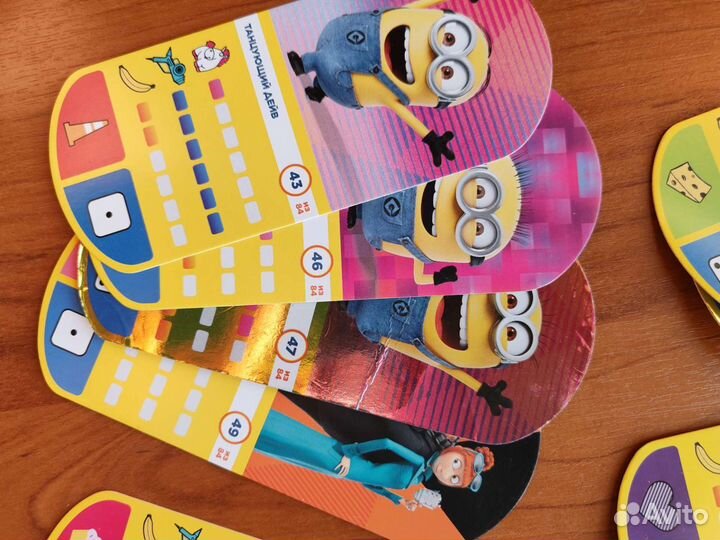 24 карточки с миньонами из Магнита