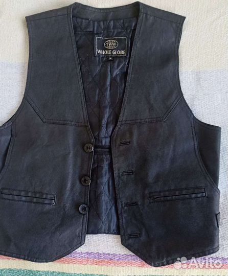 Кожаная жилетка