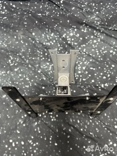 Кронштейн для телевизора