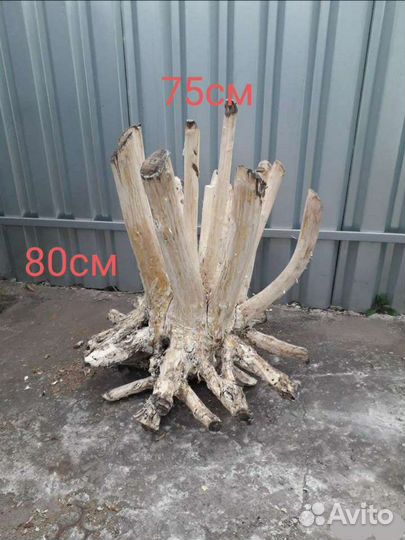 Подстолье из массива канадского клена