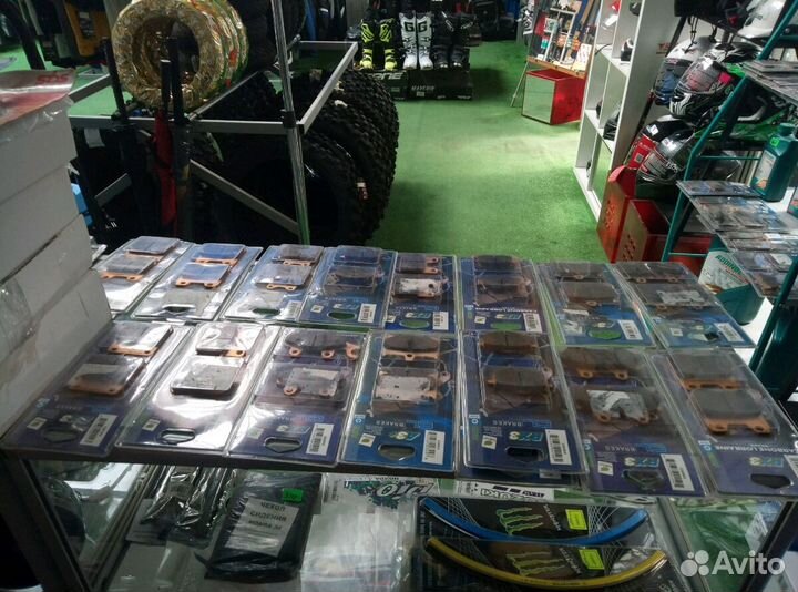 Трмозные колодки, мотоцикл, макси скутер