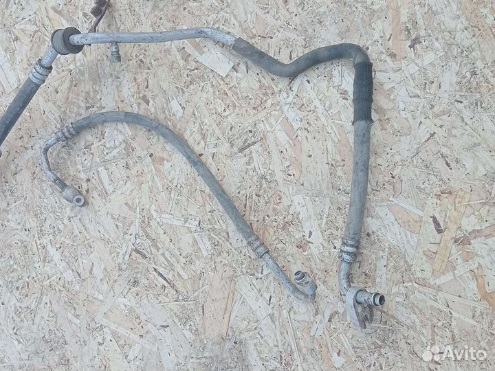 Трубка кондиционера Mitsubishi Outlander 1