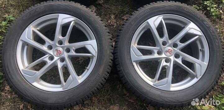 R17 Toyo Observe GSi-5 225/55, PCD 5x114.3 DIA 67.1