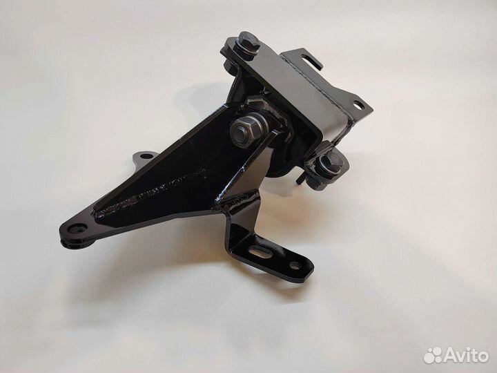 Левая опора кпп Лада Ларгус-Хрей для рено кпп