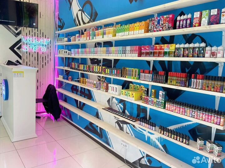 Модный вейп-шоп с постоянным потоком клиентов