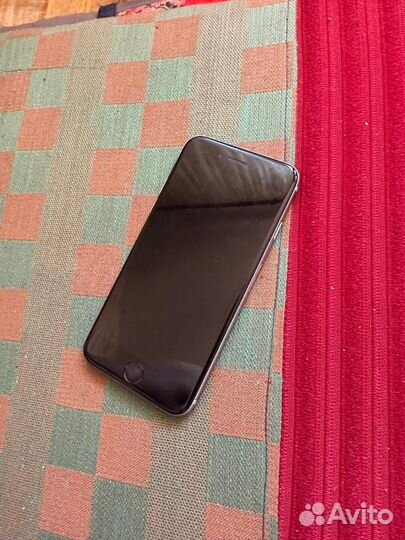 iPhone 6S, 32 ГБ