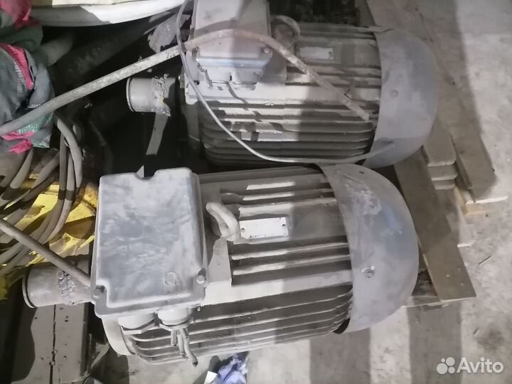 Электродвигатель асинхронный бу