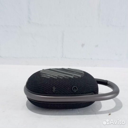 Портативная колонка JBL