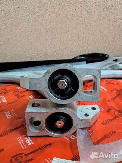 Рычаги передние VAG