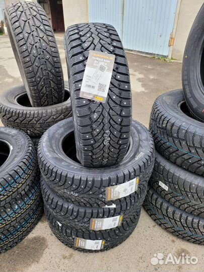Pirelli Formula Ice 215/60 R16 99T