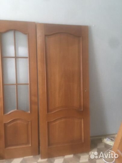 Двери межкомнатные из массива