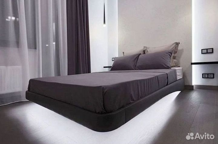 Кровать парящая двуспальная мягкая