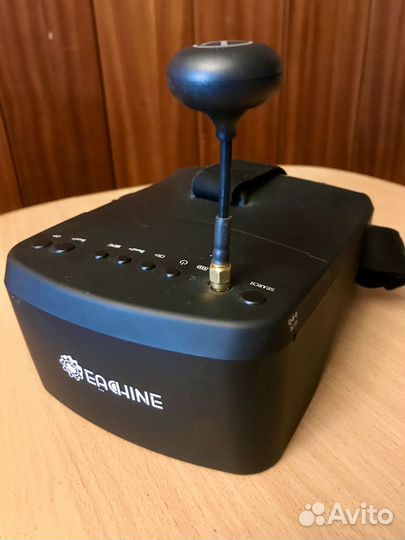 Продам FPV - маску Видеошлем Eachine EV800