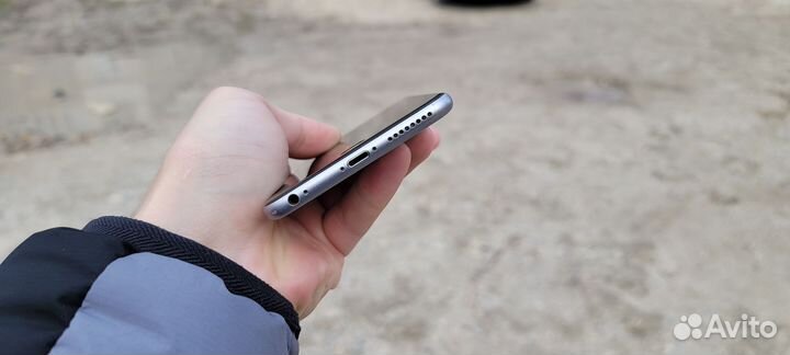 iPhone 6S Plus, 16 ГБ