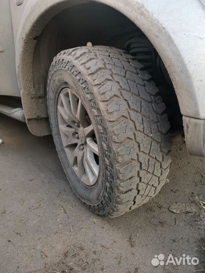 Cooper Discoverer S/T Maxx 265/70 R17