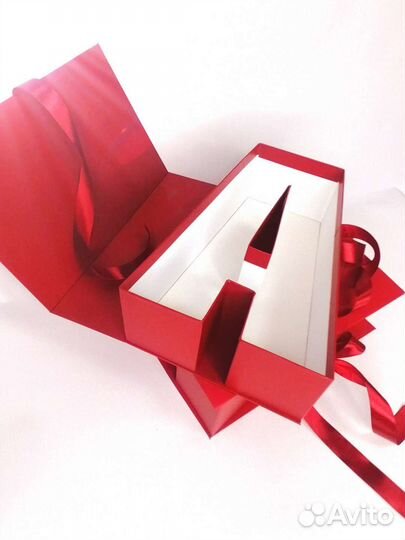 Подарочная коробка для цветов