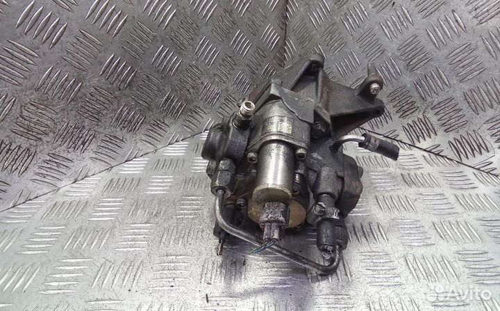 Насос топливный (тнвд) Mitsubishi Montero/Pajero