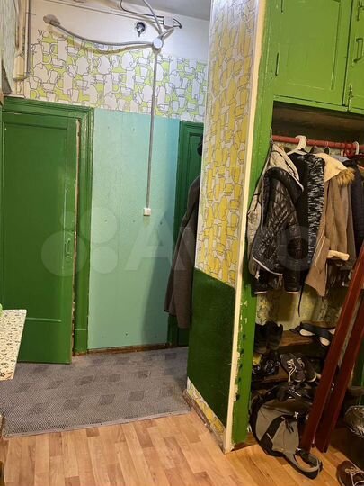 Комната 10,7 м² в 3-к., 2/2 эт.