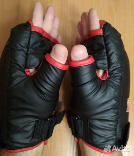 Перчатки для восточных единоборств