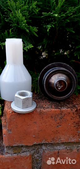 Шаровая опора Cadillac Escalade Chevrolet Tahoe