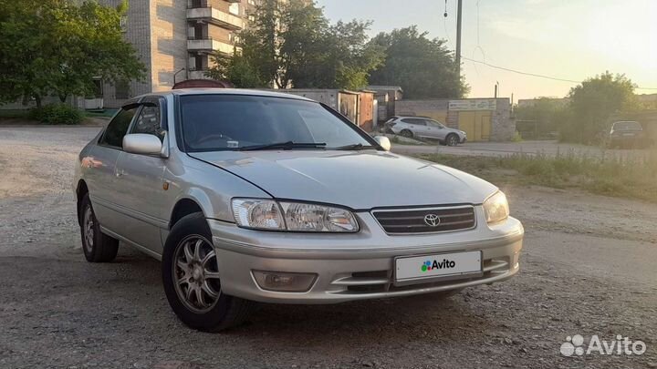 Toyota Camry, 2000