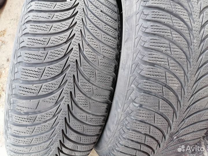 Toyo Observe G3-Ice 215/55 R17