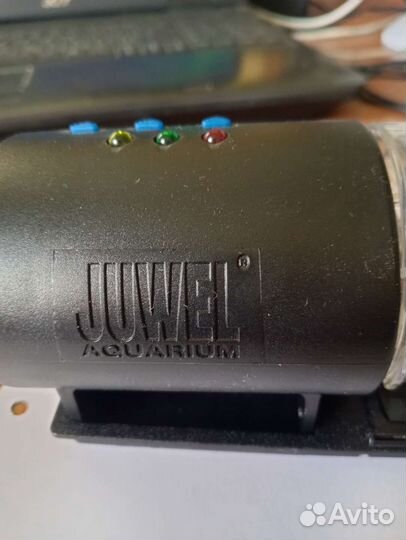 Автоматическая кормушка для рыб juwel