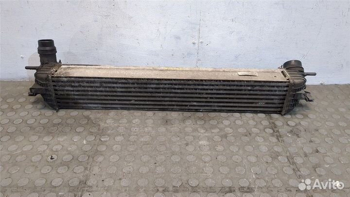 Радиатор интеркулера Renault Laguna 3 2009, 2010