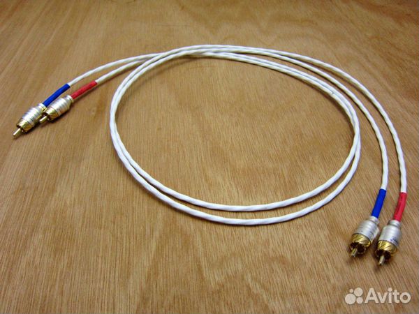 Профессиональный RCA кабель медь посеребрённая 1м