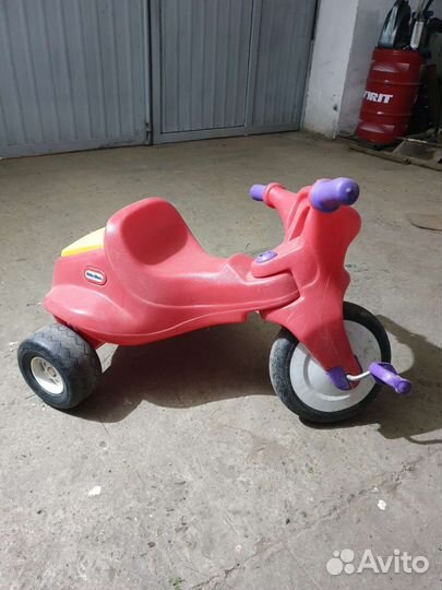 Детский трехколесный велосипед little tikes