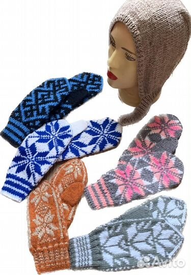 Варежки, шапки, манишки handmade