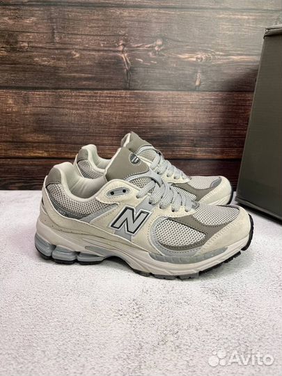 Кроссовки New Balance 2002r