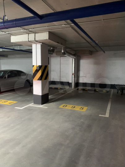 Машиноместо, 13 м²