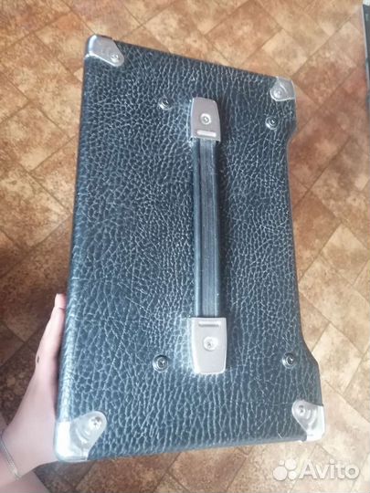 Басовый комбоусилитель invasion BS15