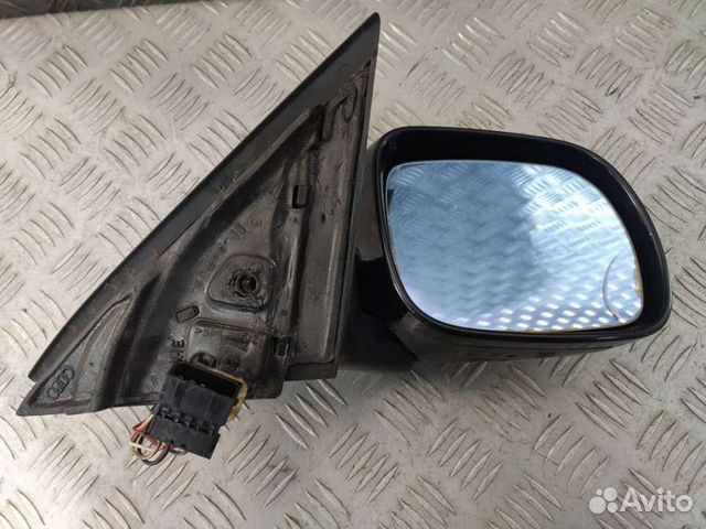 Зеркало правое Audi A6 C5 (S6,RS6) 2.4 4B1858532