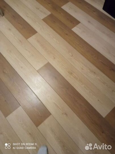 Укладка напольных покрытий