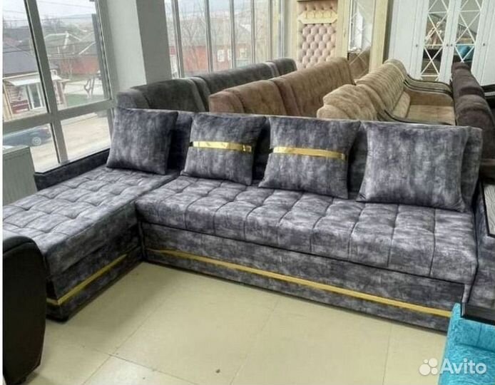 Угловой диван раскладной в наличии не б/у