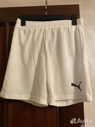 Белые шорты