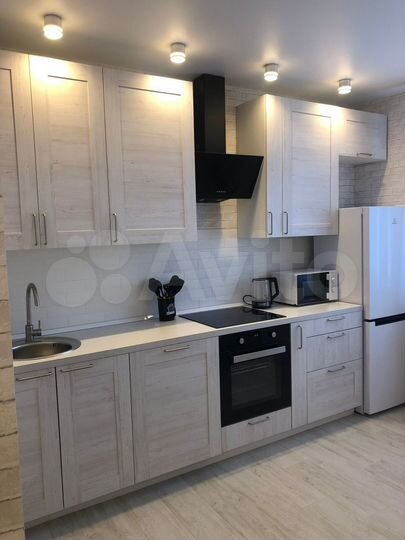 2-к. квартира, 56 м², 5/9 эт.