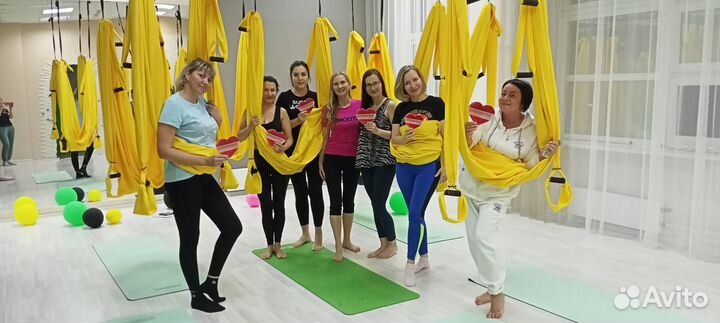 Женская йога в 19 квартале